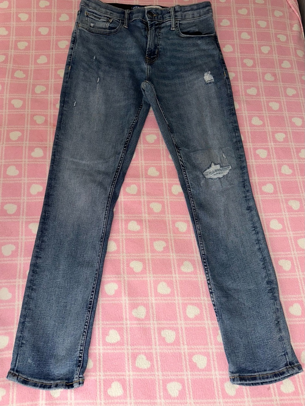 Old Navy Women's Mid Blue Skinny Jeans with Light Distressing